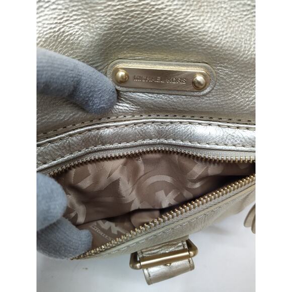 Michael Kors Fulton Metalic Gold Pebbled Leather Buckle Pocket Hobo Shoulder Bag - Picture 9 of 16